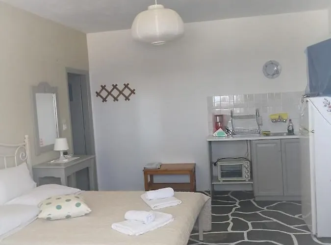 Vrohaki Studios&rooms * Piso Livadi