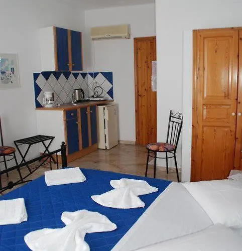 Vrohaki Studios&rooms * Piso Livadi