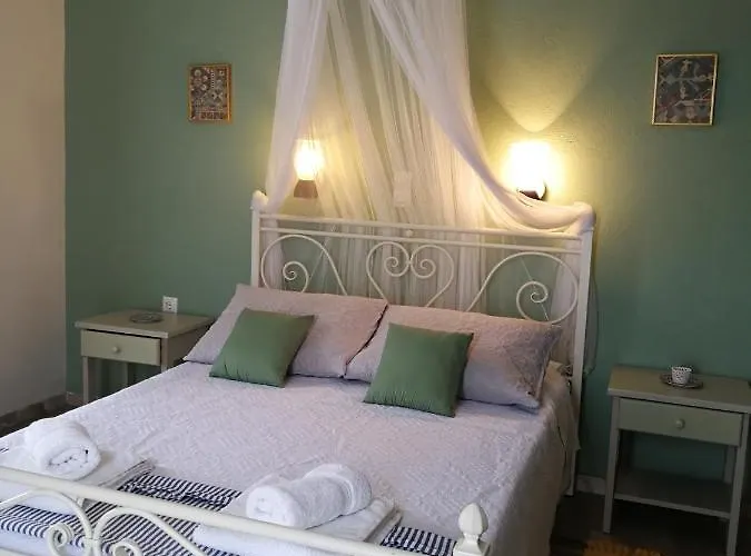 Vrohaki Studios&rooms Apartamento Piso Livadi